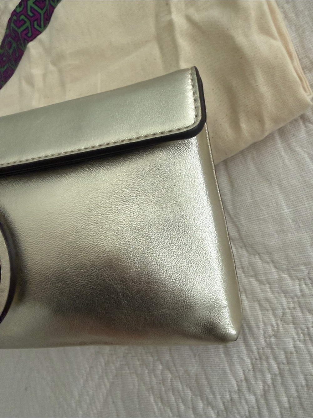 TORY BURCH Miller Clutch Bag Gold Leather Clutch Bag - Picture 7 of 16